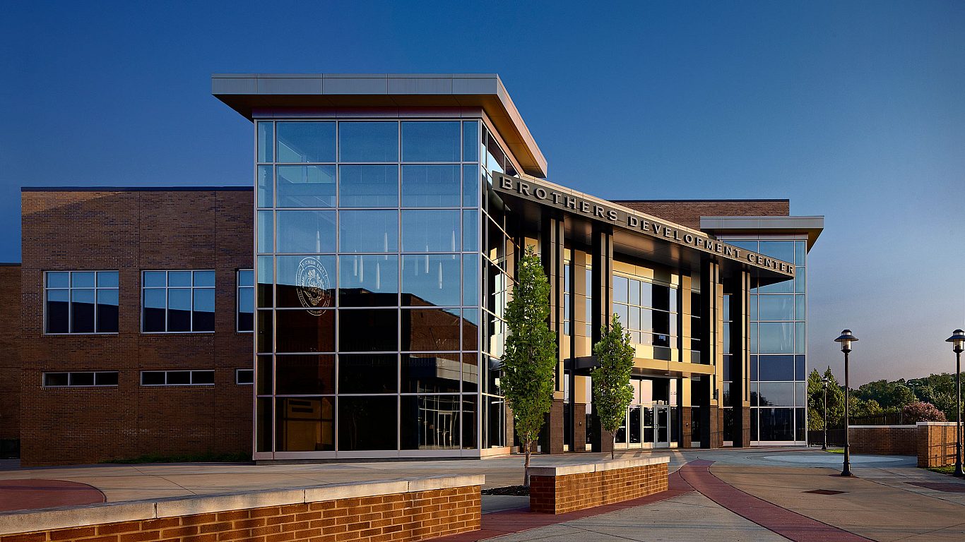 About Us | Linkous Construction